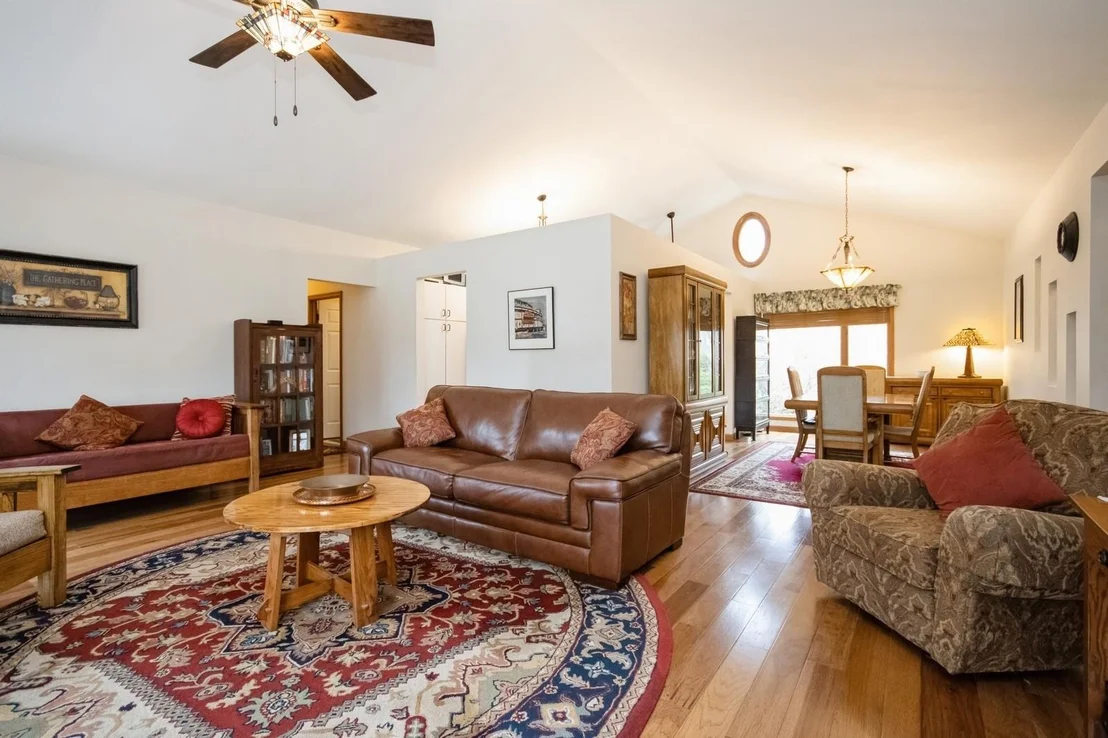 Photo of 12 Red Oak Lane