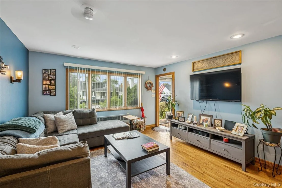 Photo of 27 Mell Drive