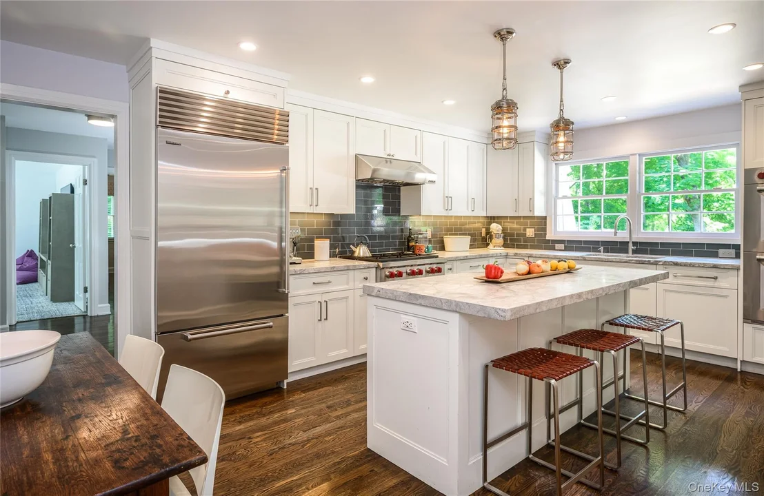 Photo of 15 Laurel Hill Road