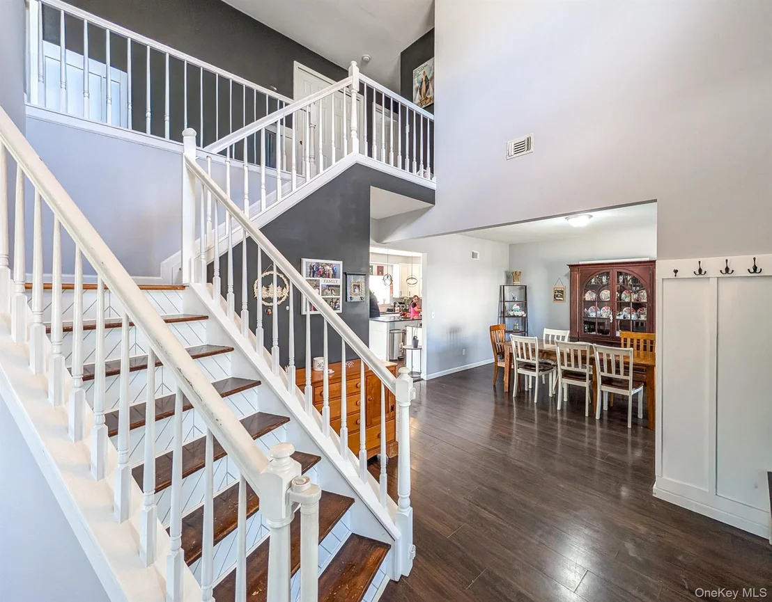 Photo of 71 Elm Avenue