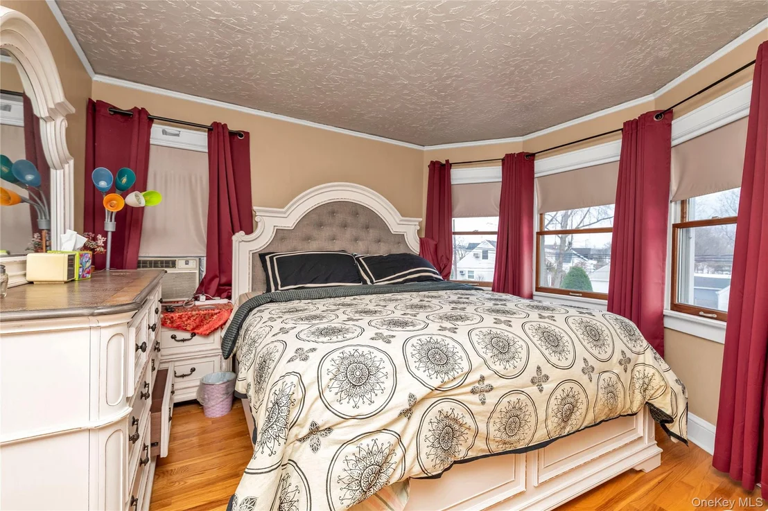 Photo of 69 Forest Avenue