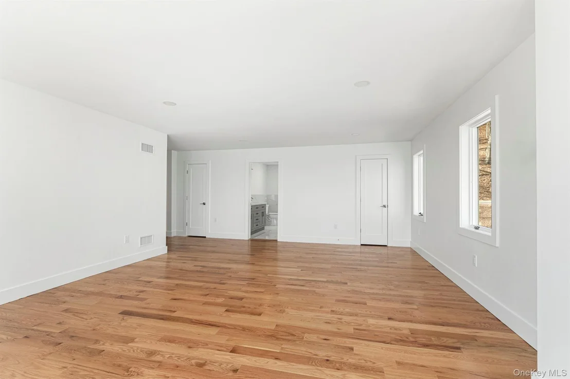 Photo of 199 Tweed Boulevard