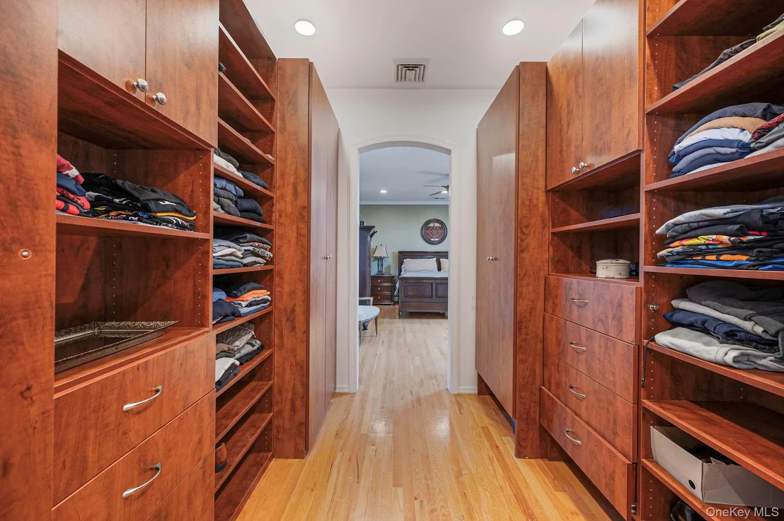 Photo of 122 Southern Parkway