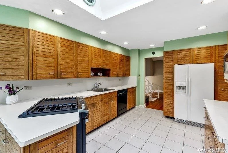 Photo of 10 Herkimer Avenue