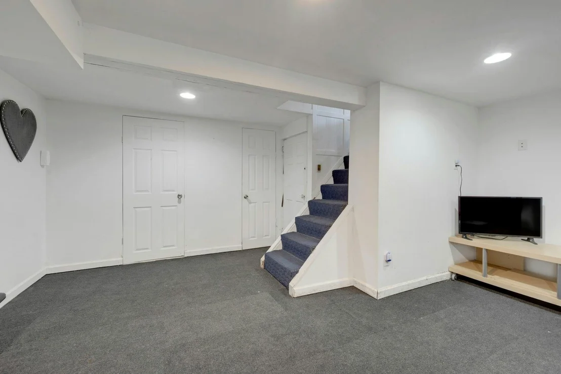 Photo of 1 Westminster Drive