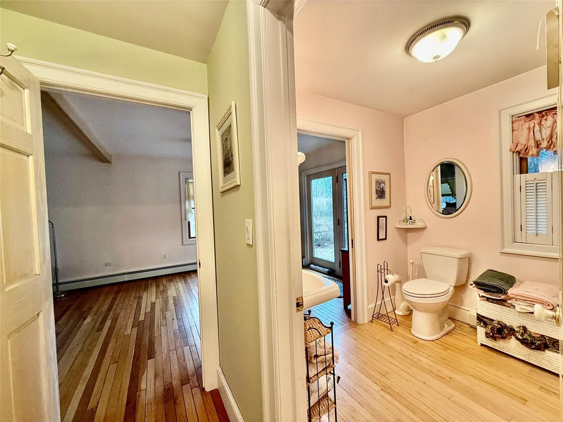 Photo of 7 Willowbrook Lane