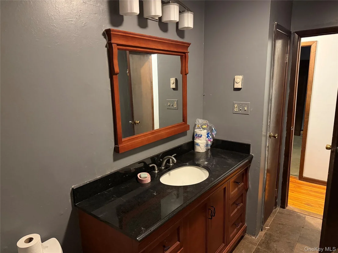Photo of 11 Beekman Drive