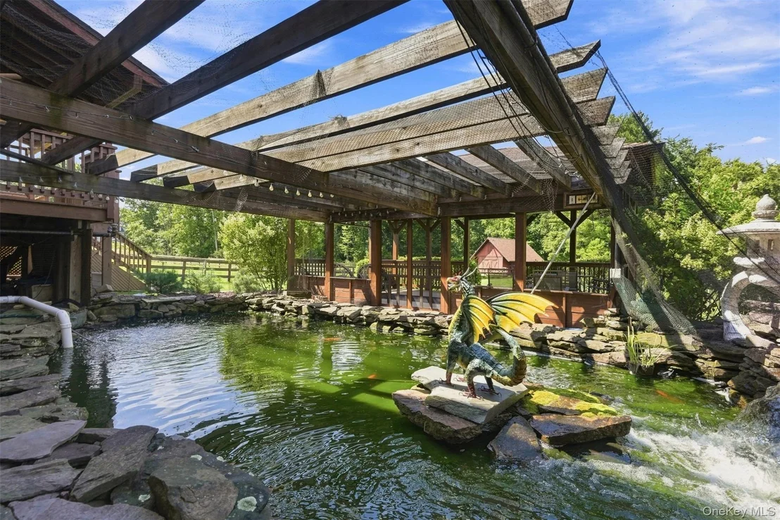 Photo of 289 Pine Grove Road