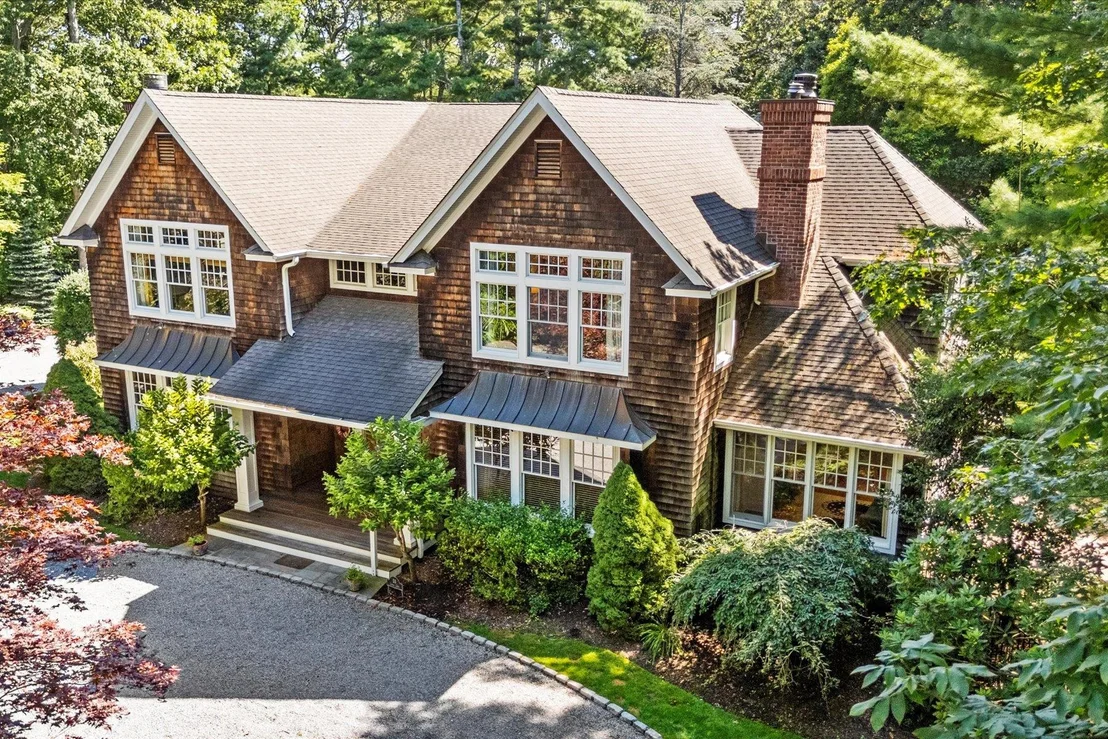 Photo of 53 Cedar Lane W