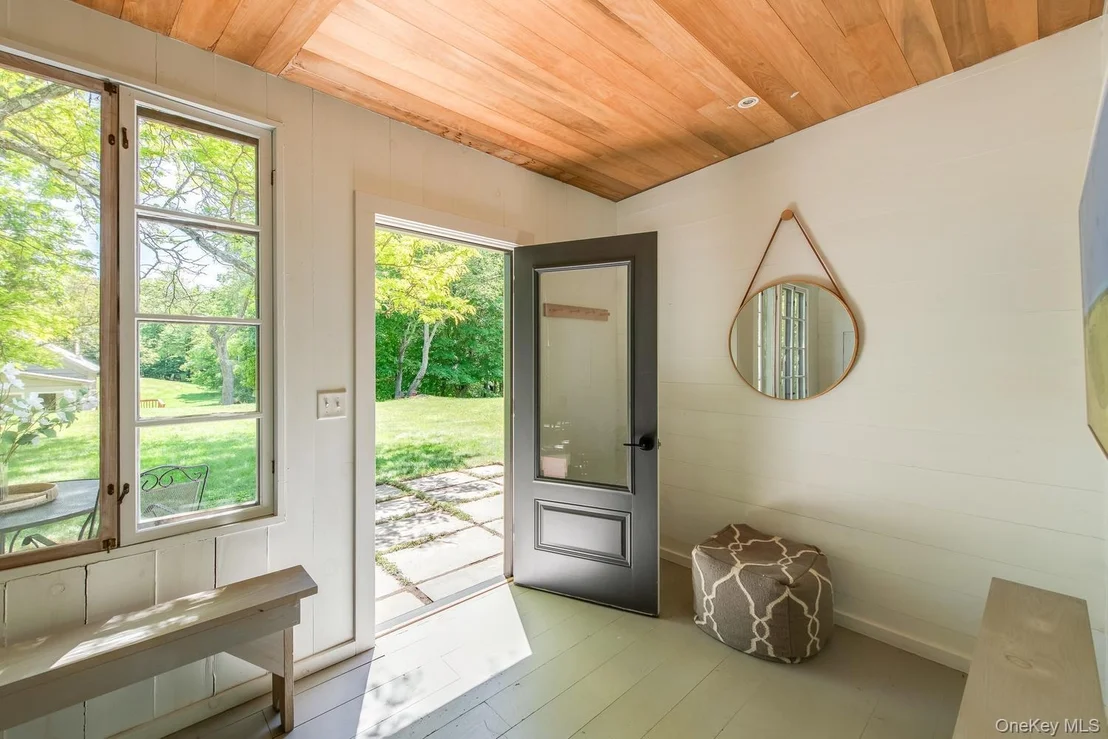 Photo of 275 Pitts Road