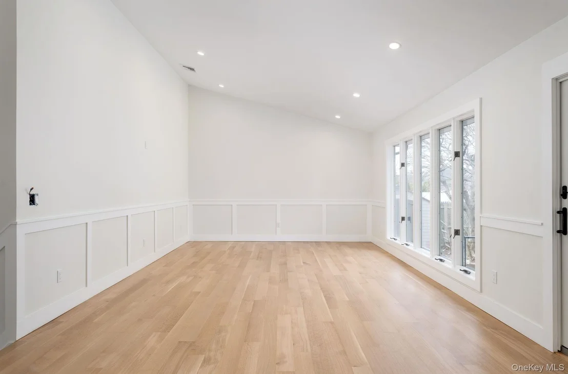 Photo of 2547 Army Place