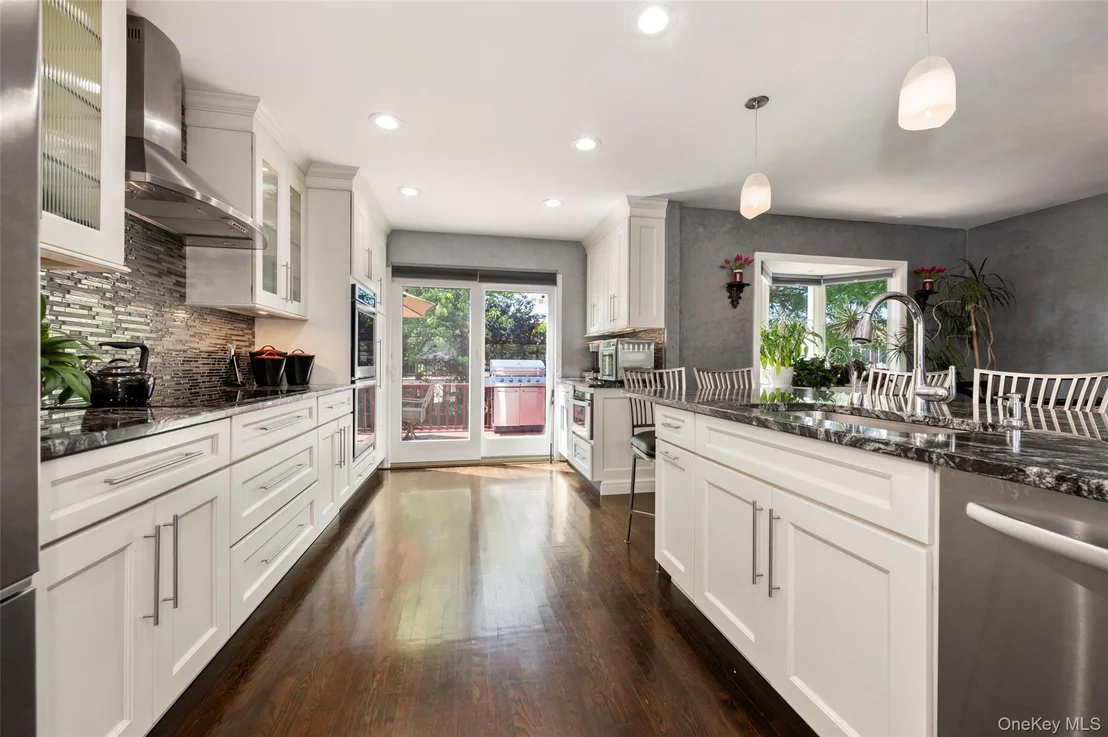 Photo of 491 Bunker Drive