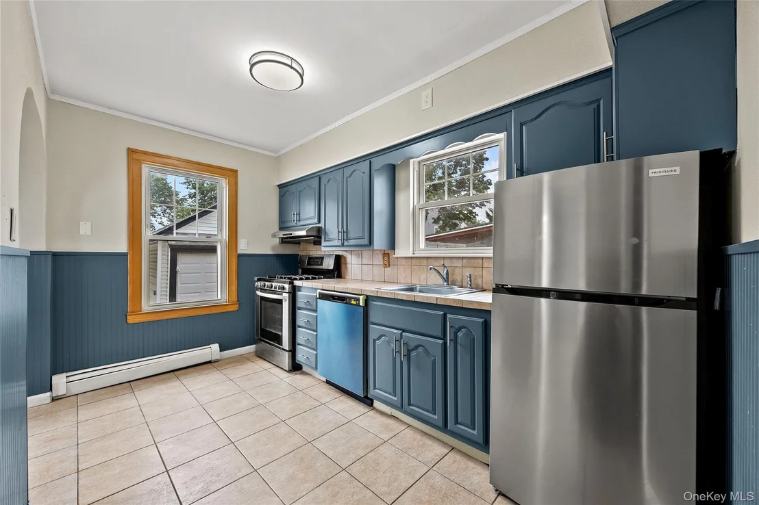 Photo of 425 Marcellus Road