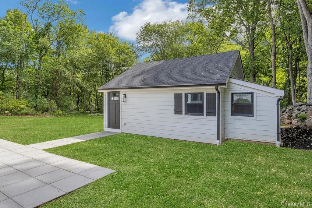 Photo of 676 Hardscrabble Road