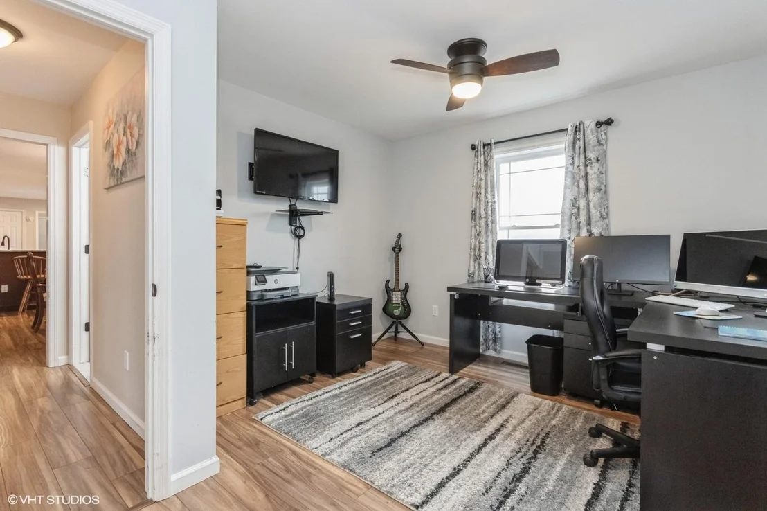Photo of 46 Peaceable Way