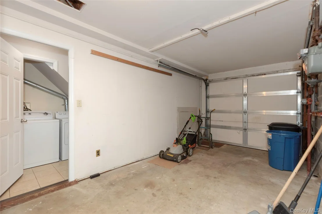 Photo of 223 Ditmars Street