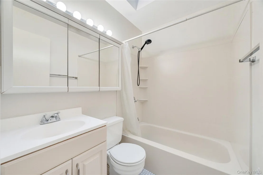 Photo of 60 Hildreth Place