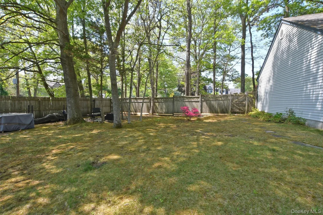 Photo of 1 Gregg Lane