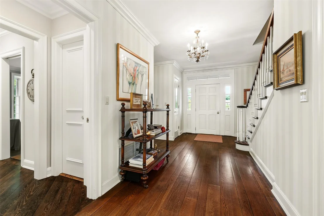 Photo of 325 Highland Road