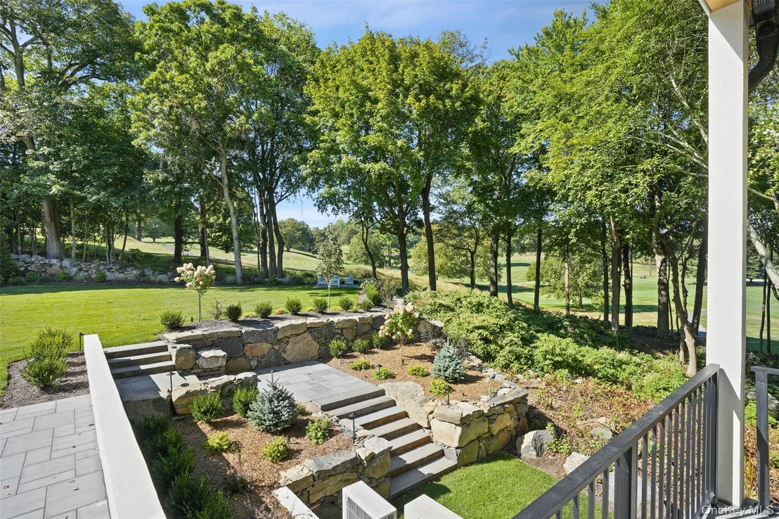 Photo of 11 Boxwood Lane