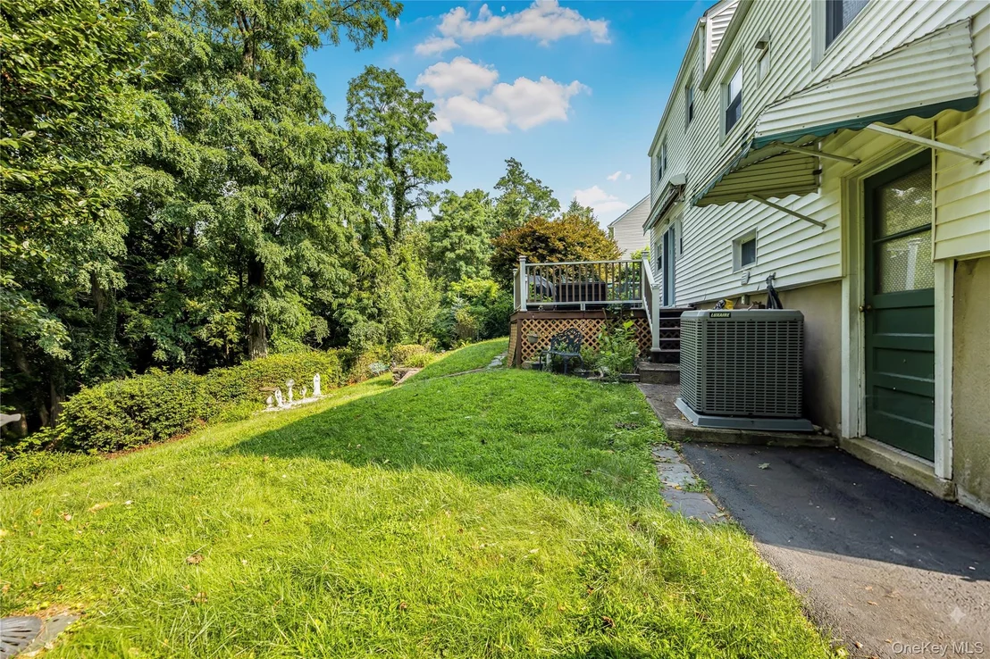 Photo of 33 Dexter Road
