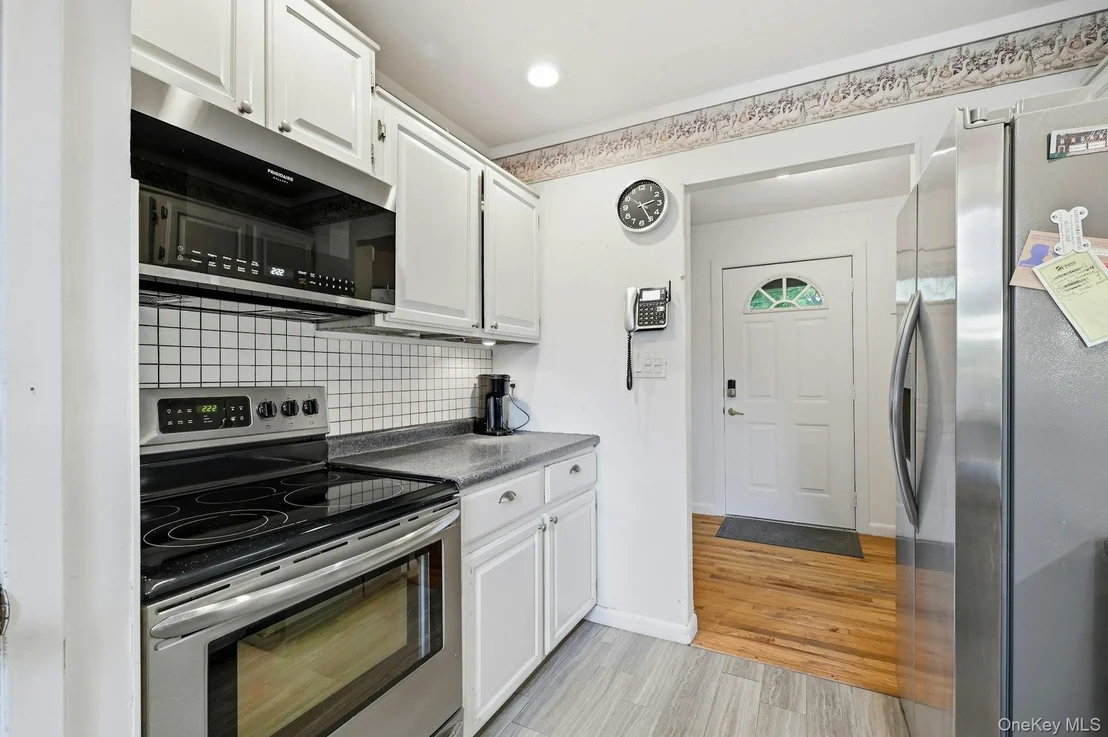 Photo of 43 Tappan Avenue