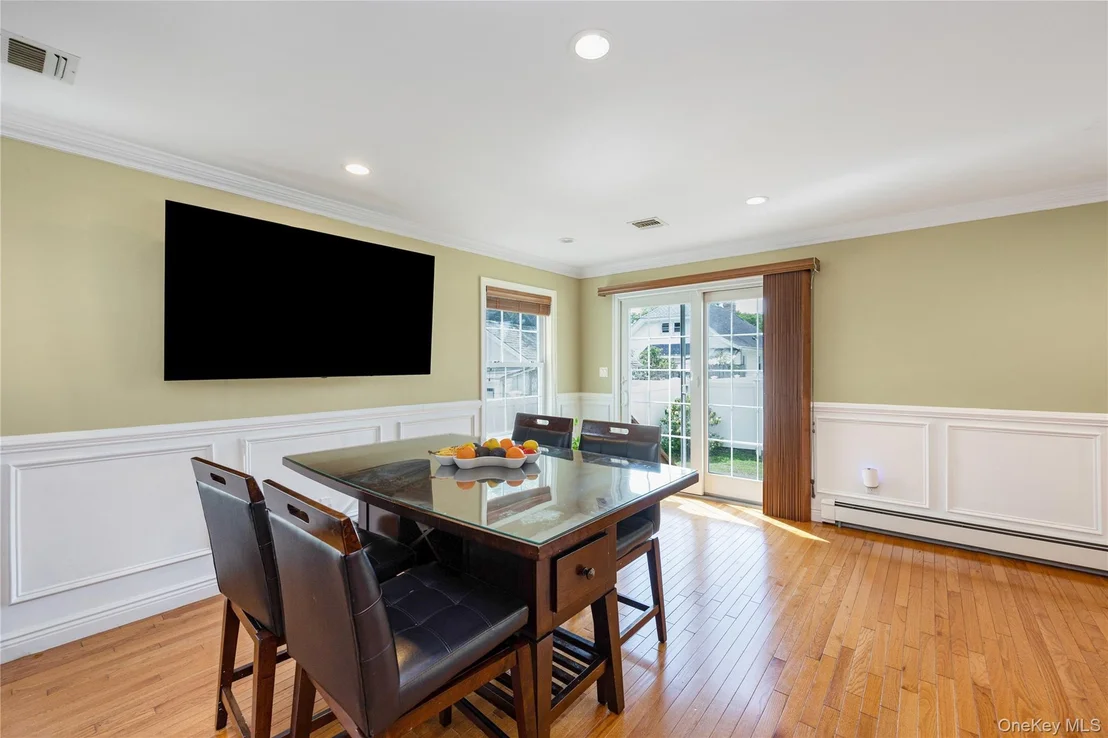 Photo of 2758 Harvard Place
