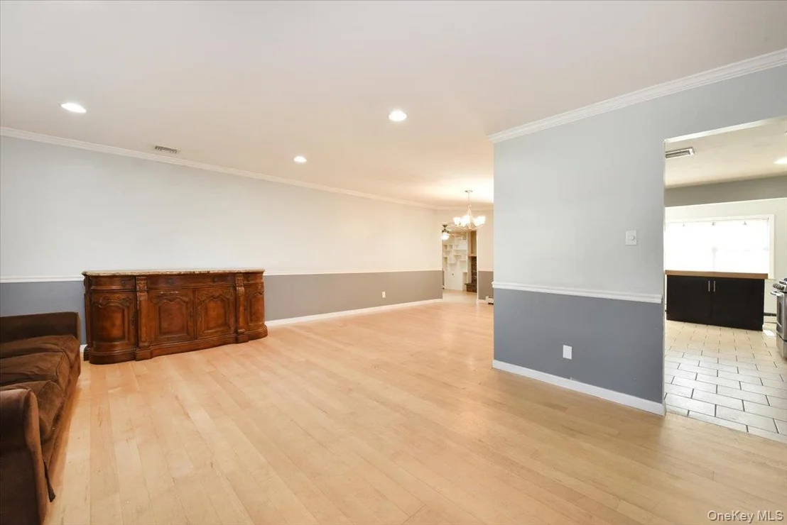Photo of 20 Dumond Place