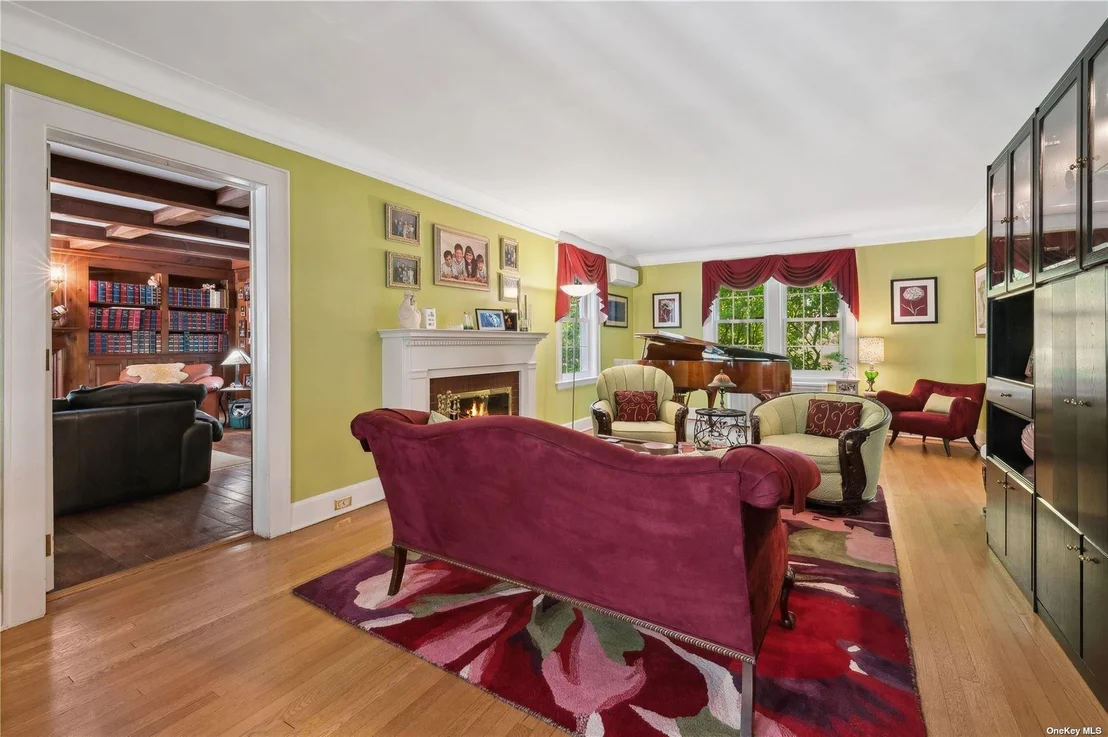 Photo of 4 Summit Avenue