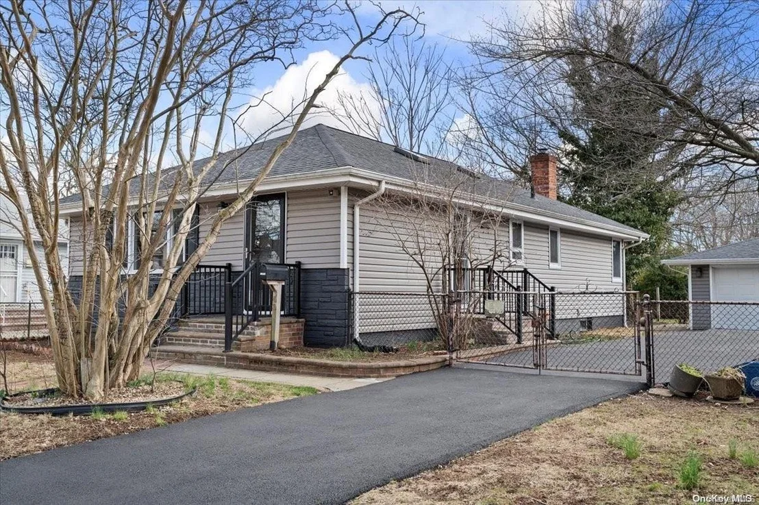 Photo of 40 Harold Avenue