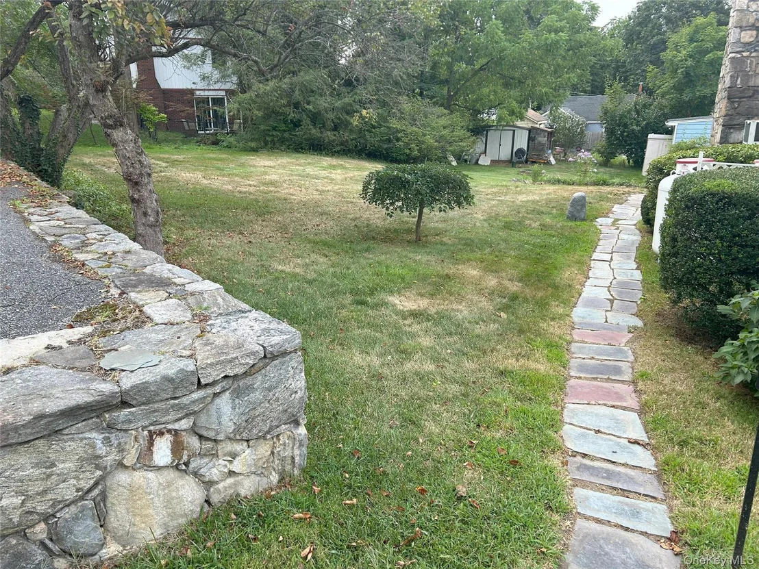 Photo of 10 Huron Road