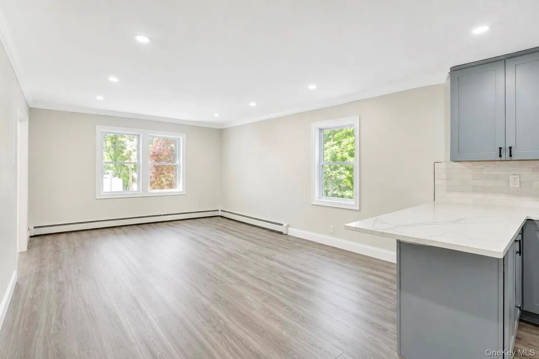 Photo of 234 Lakeside Trail