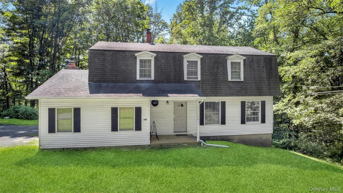 Photo of 300 Estrada Road