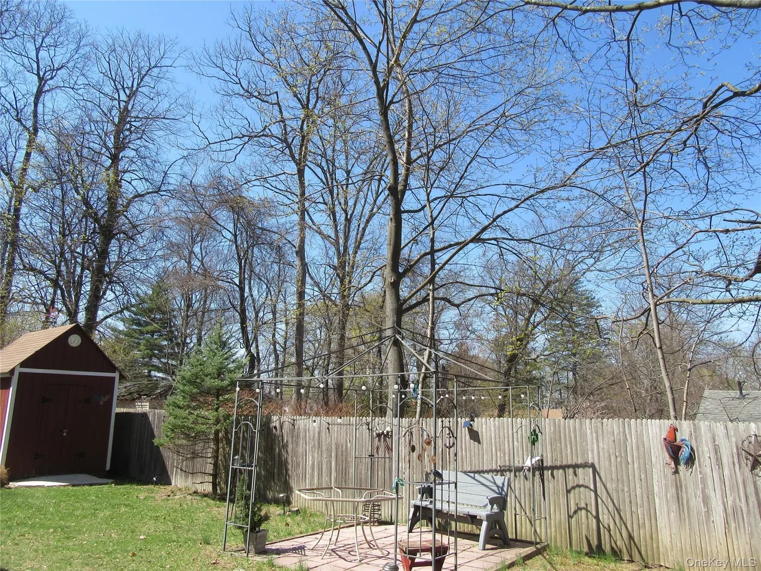 Photo of 28 Laurel Trail