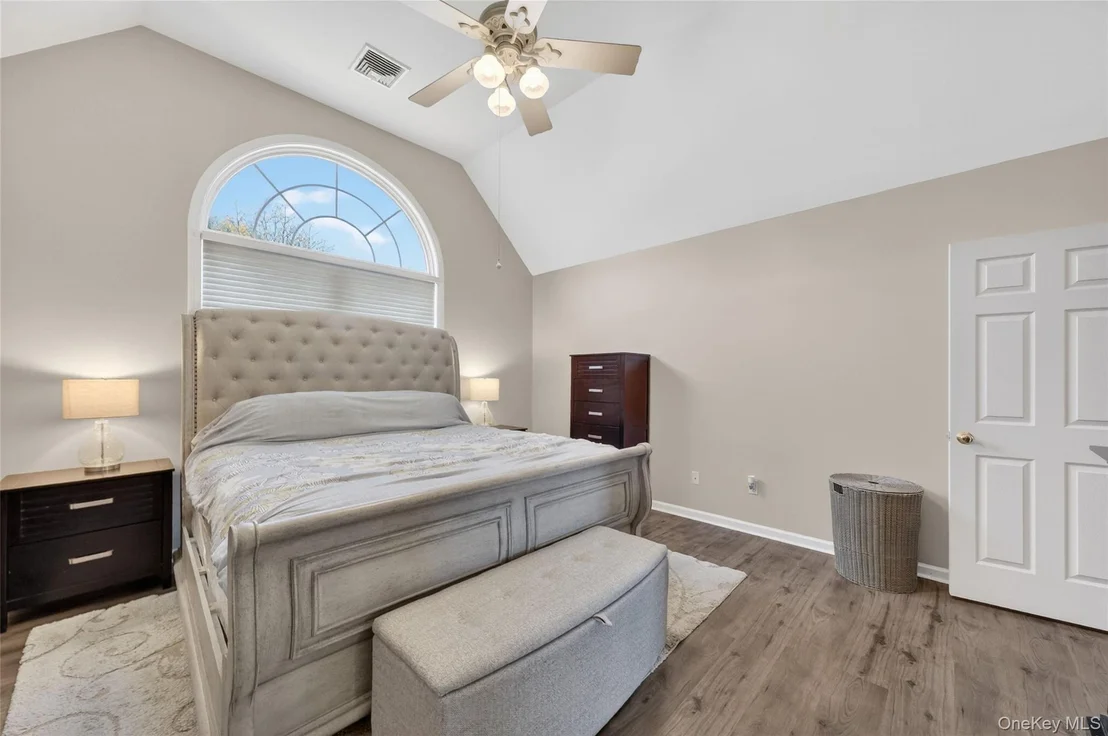 Photo of 72 Brookside Lane