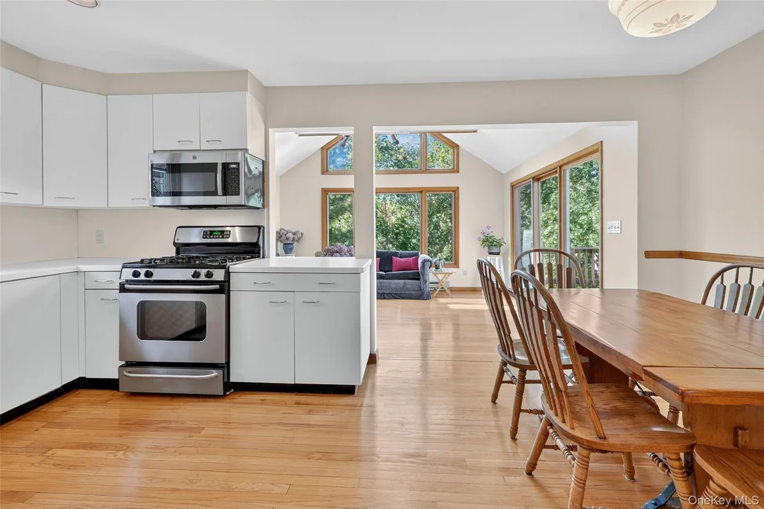 Photo of 24 Beverly Road