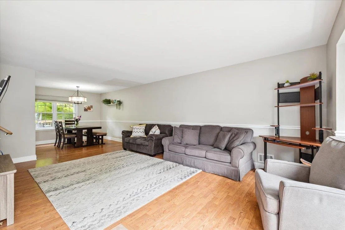 Photo of 24 Poplar Circle