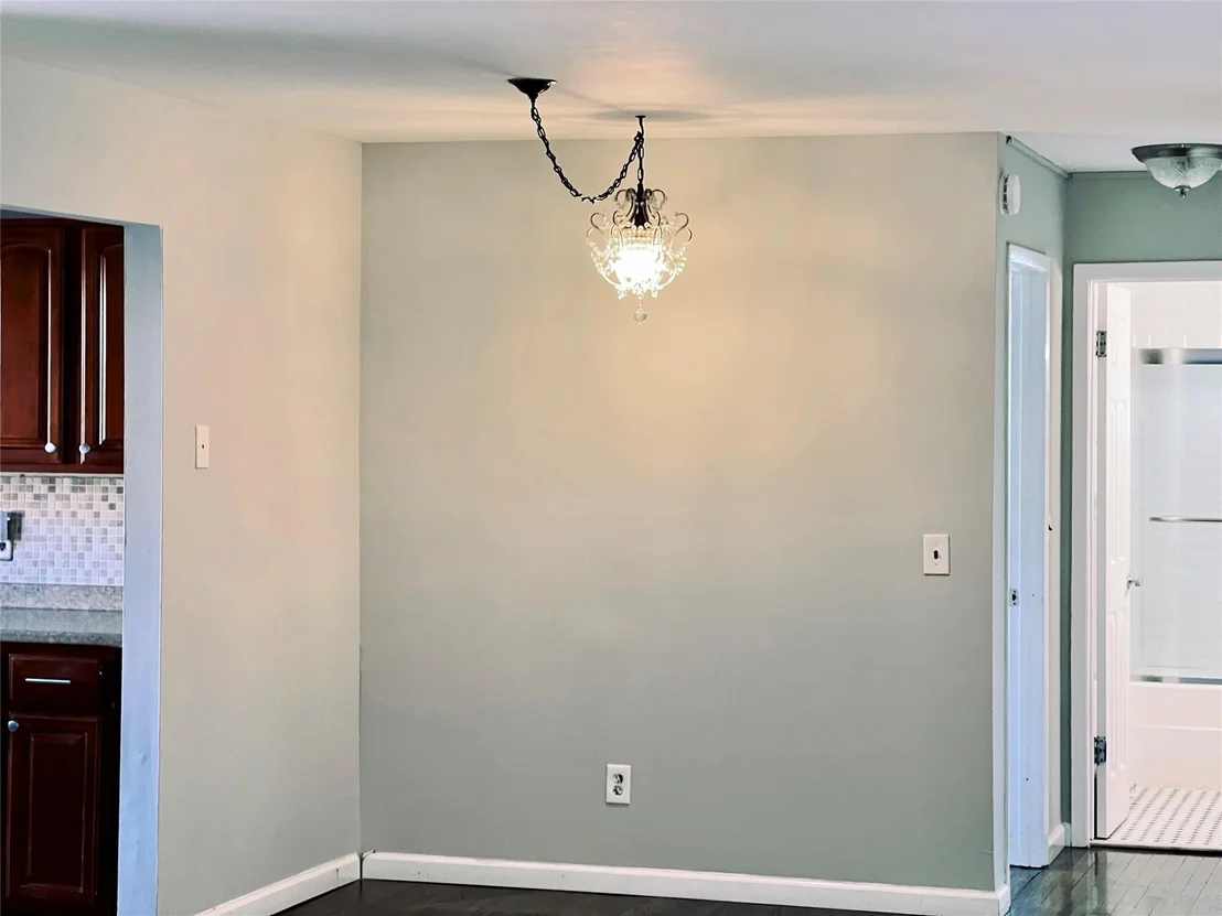 Photo of Unit 3A at 2453 Union Boulevard