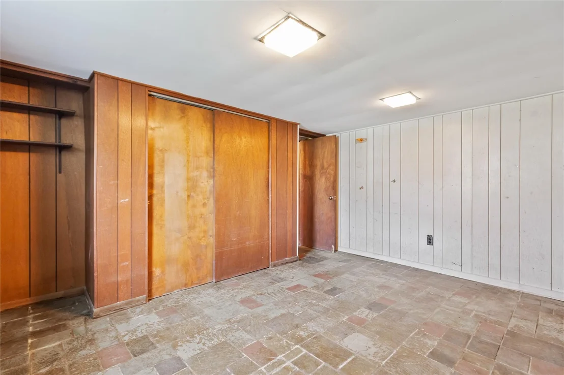 Photo of 156 2nd Street