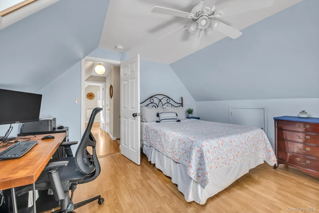 Photo of 9 Aster Avenue