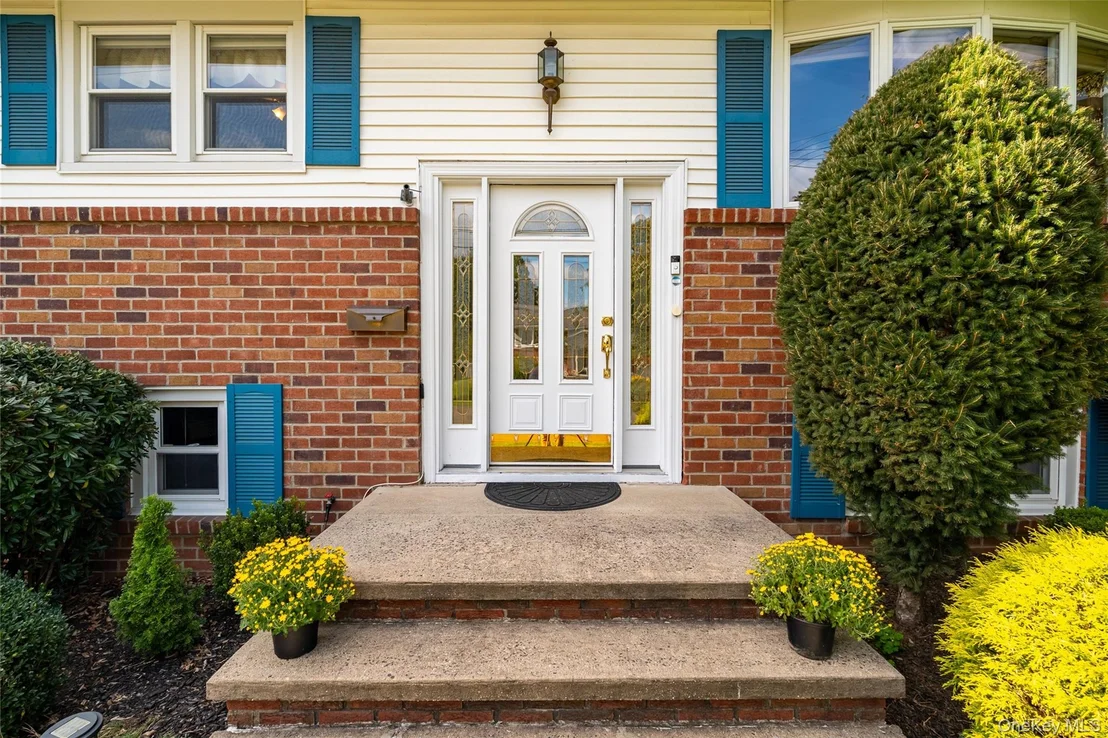 Photo of 32 Sengstacken Drive