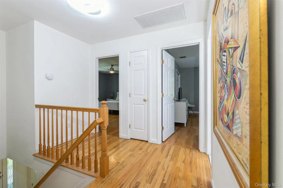 Photo of 212 Fairway Drive