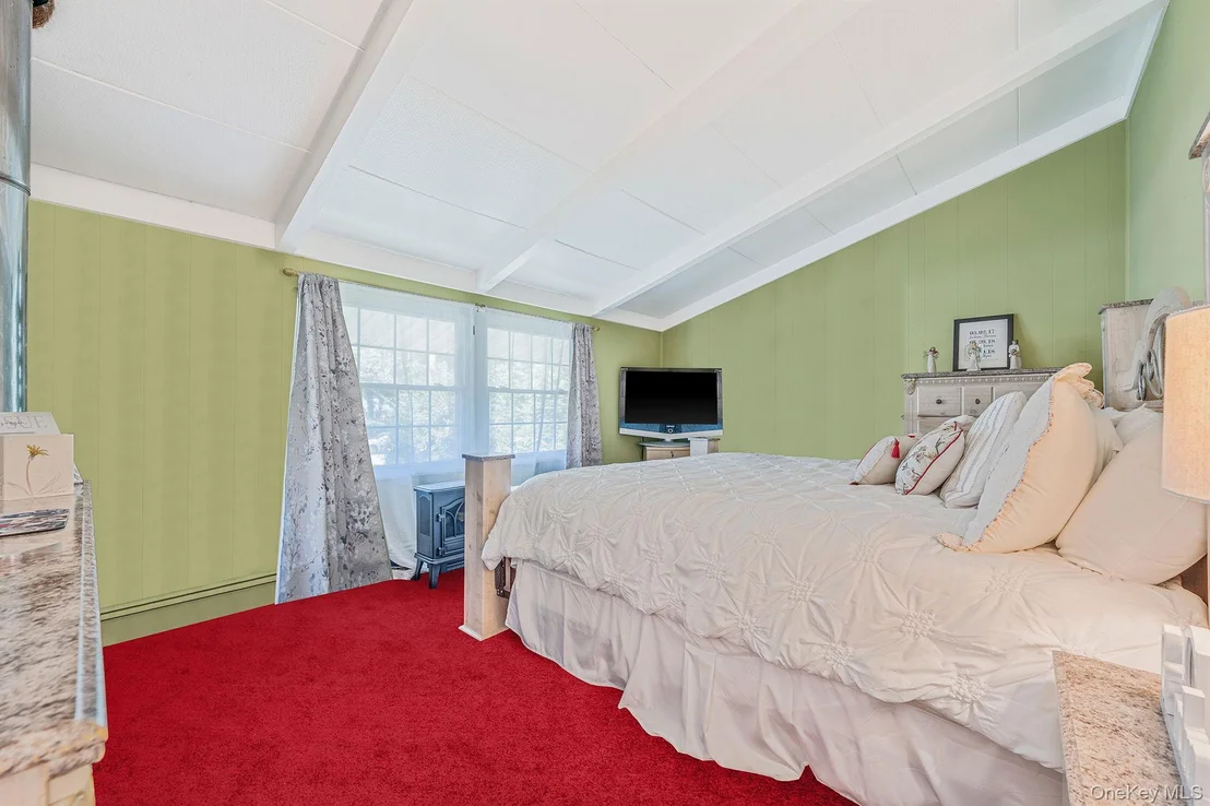 Photo of 27 Split Cedar Drive