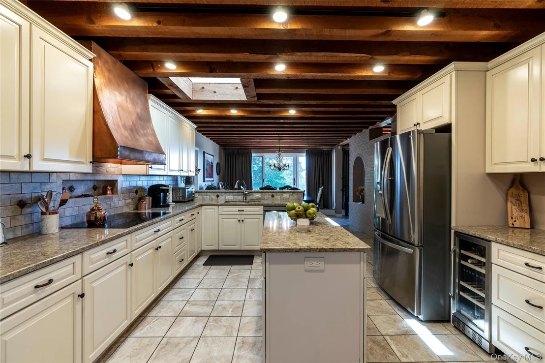 Photo of 115 N Smith Road