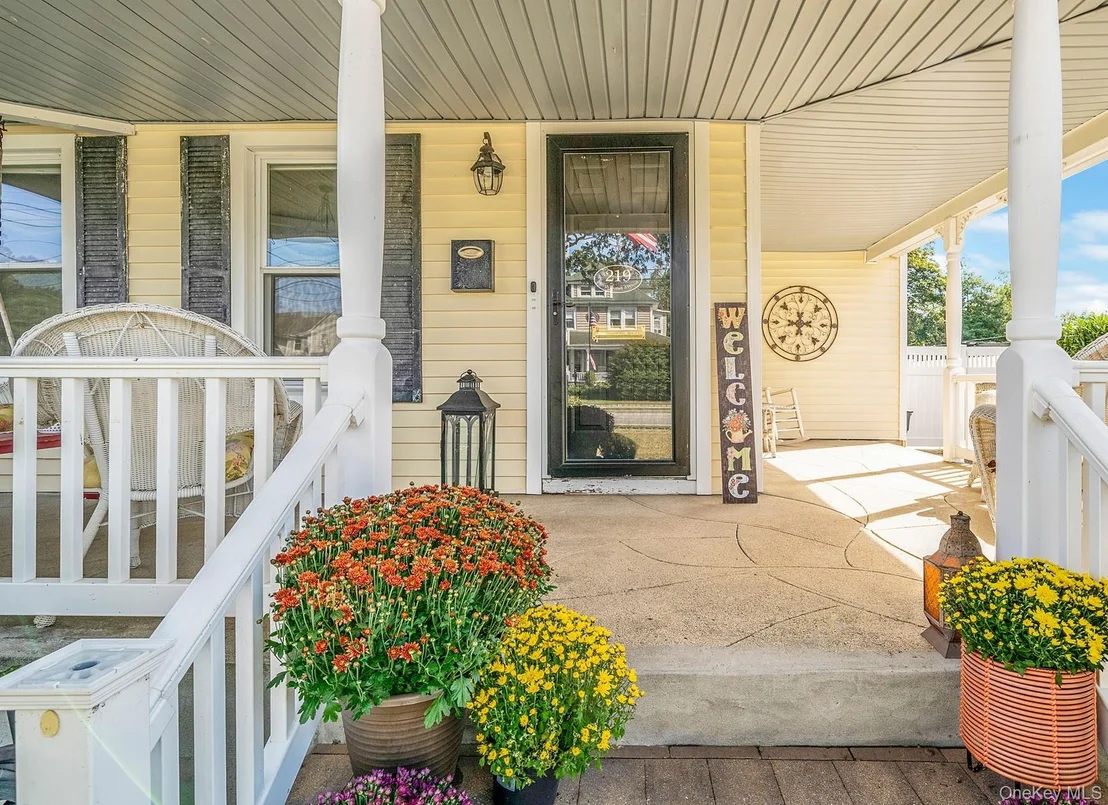 Photo of 219 North Ocean Avenue
