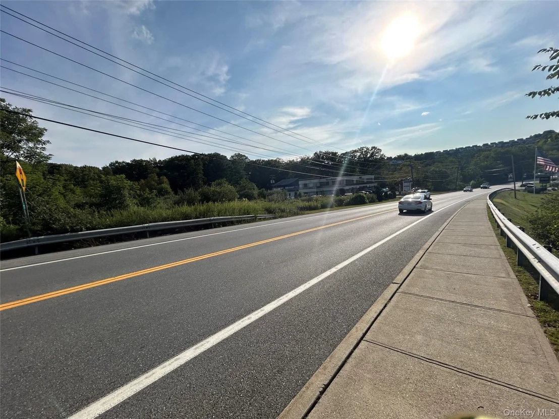 Photo of 1969 Route 6