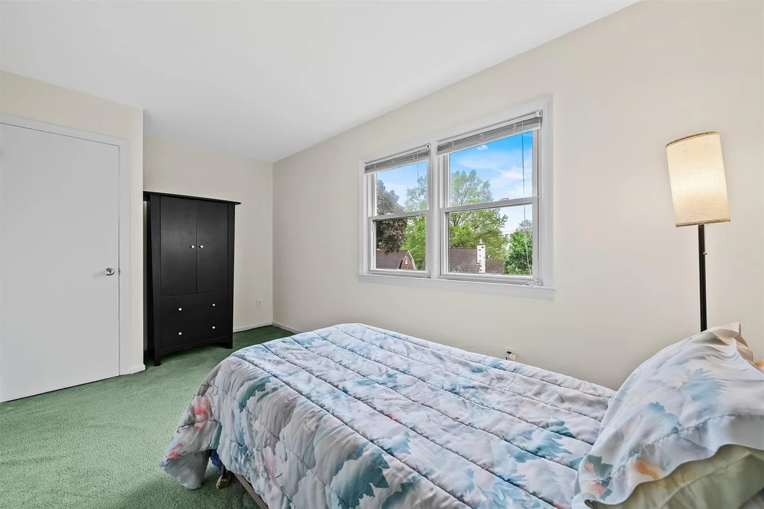 Photo of 16 Garretson Road