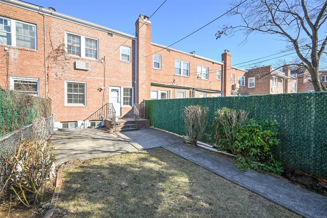 Photo of 46-84 Hollis Court Boulevard