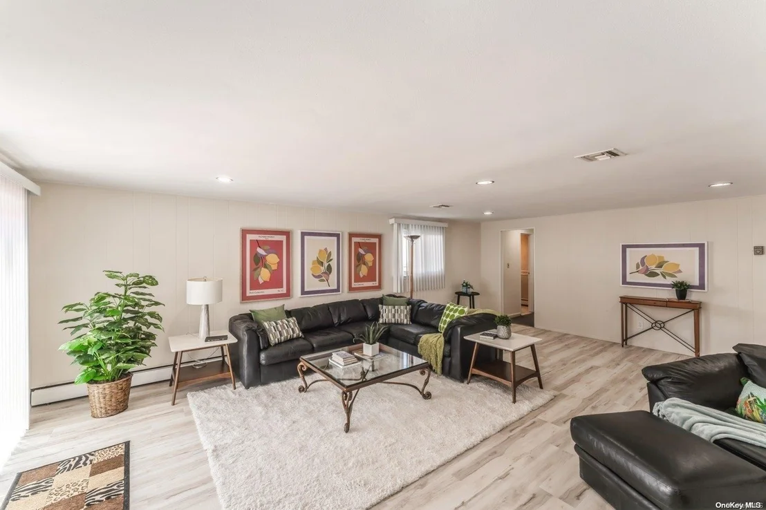 Photo of 27 Joy Drive