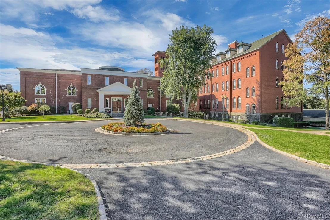 Photo of 115 Fields Lane